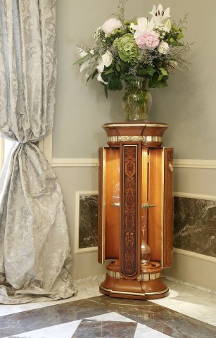 hermitage pedestal open